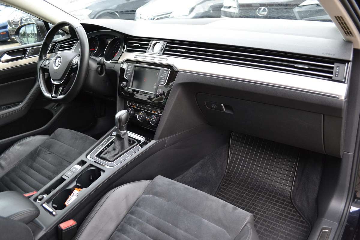 Volkswagen Passat, 2.0 l., Универсал