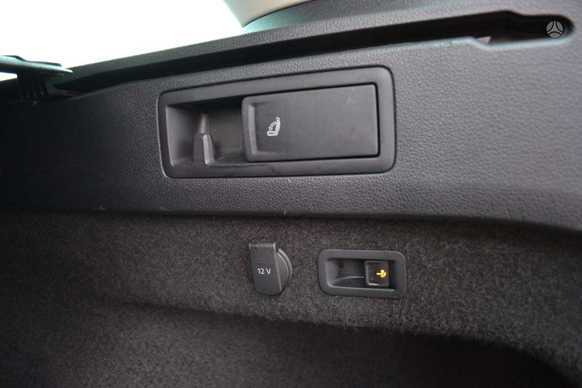 Volkswagen Passat, 2.0 l., Универсал