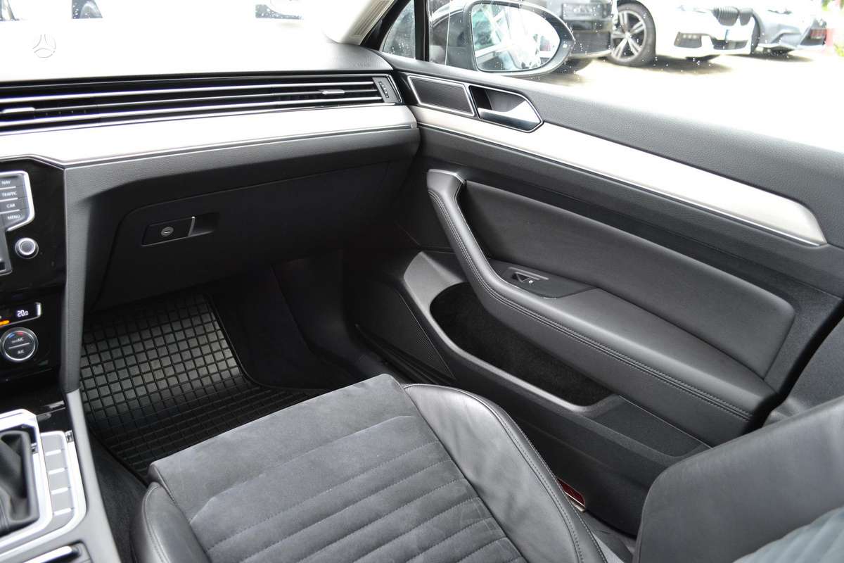 Volkswagen Passat, 2.0 l., Универсал