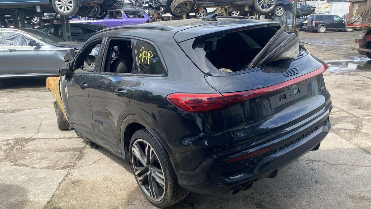 Audi Q5 for parts