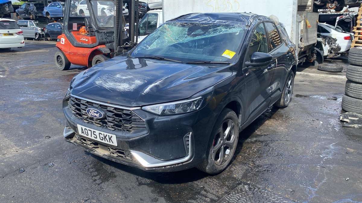 Ford Kuga for parts