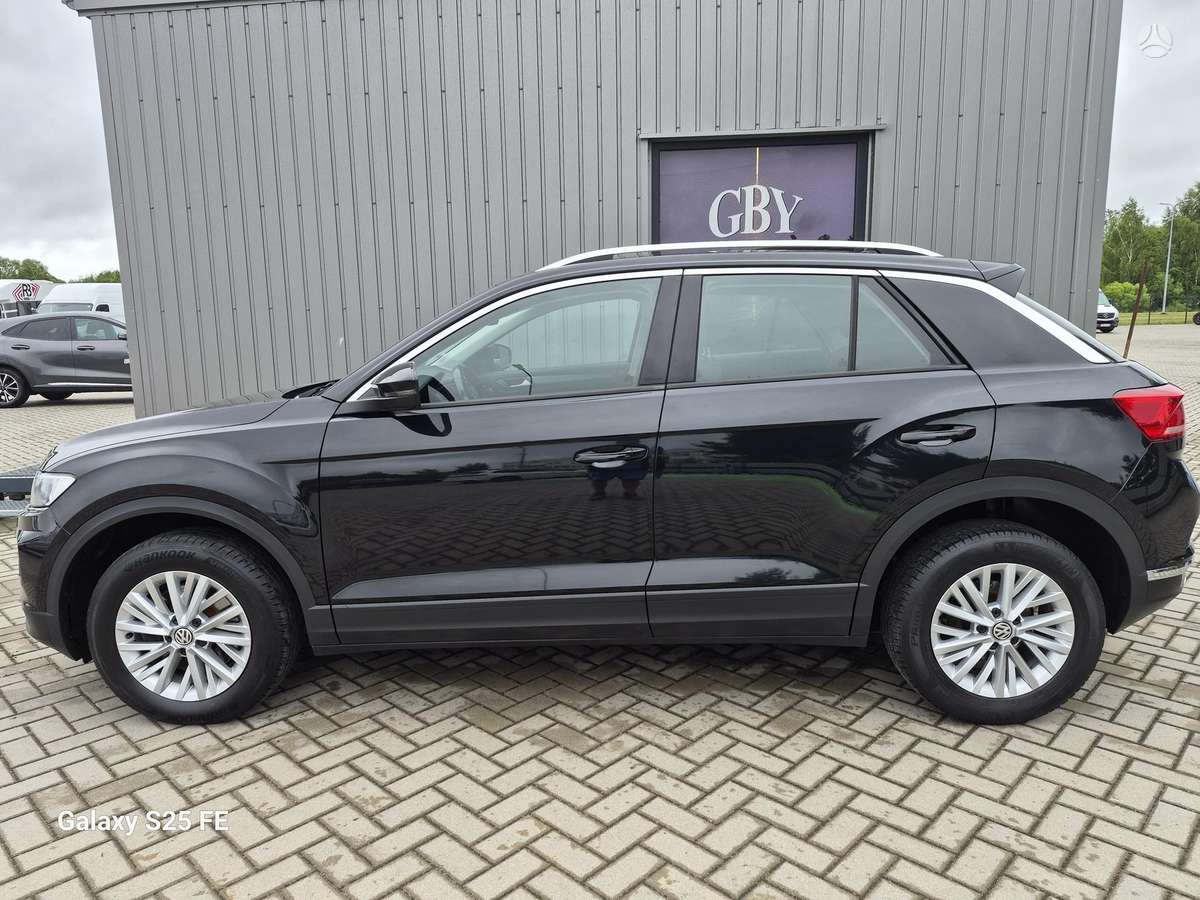 Volkswagen T-Roc - 8