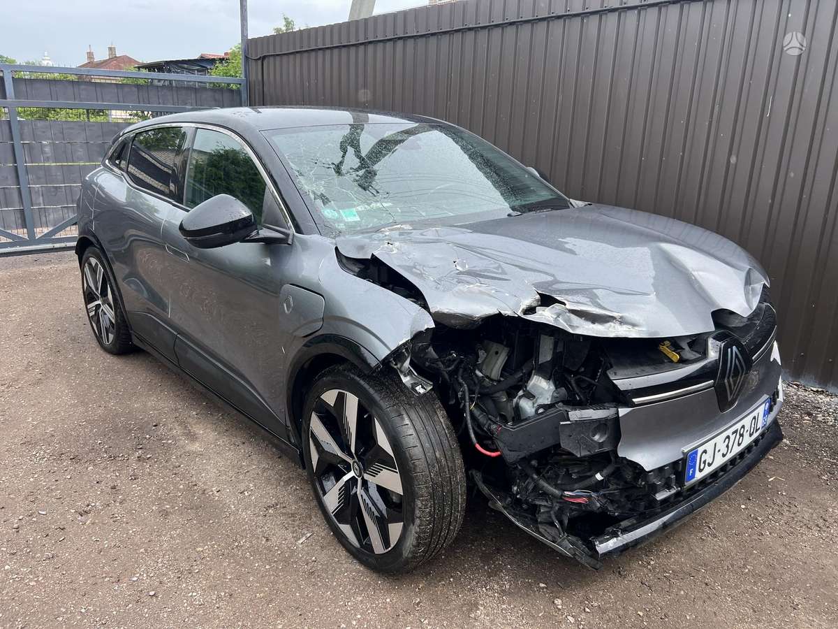 Renault Megane E-Tech, hatchback