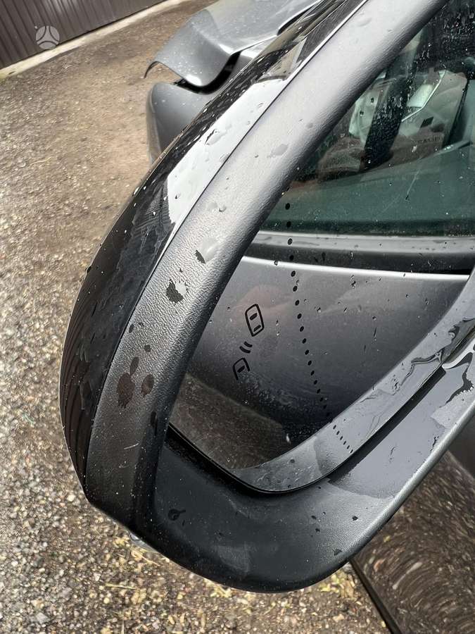 Renault Megane E-Tech, Хэтчбек