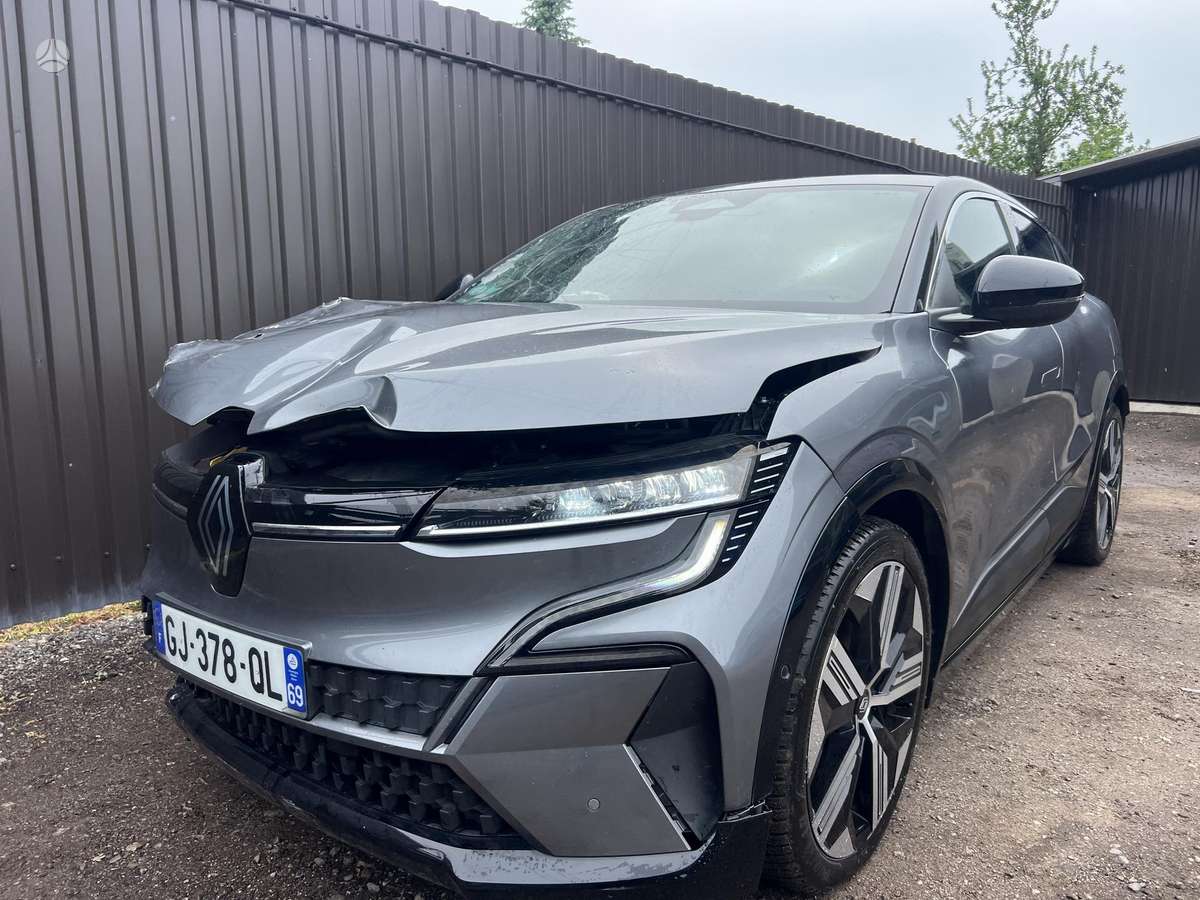 Renault Megane E-Tech, hečbekas