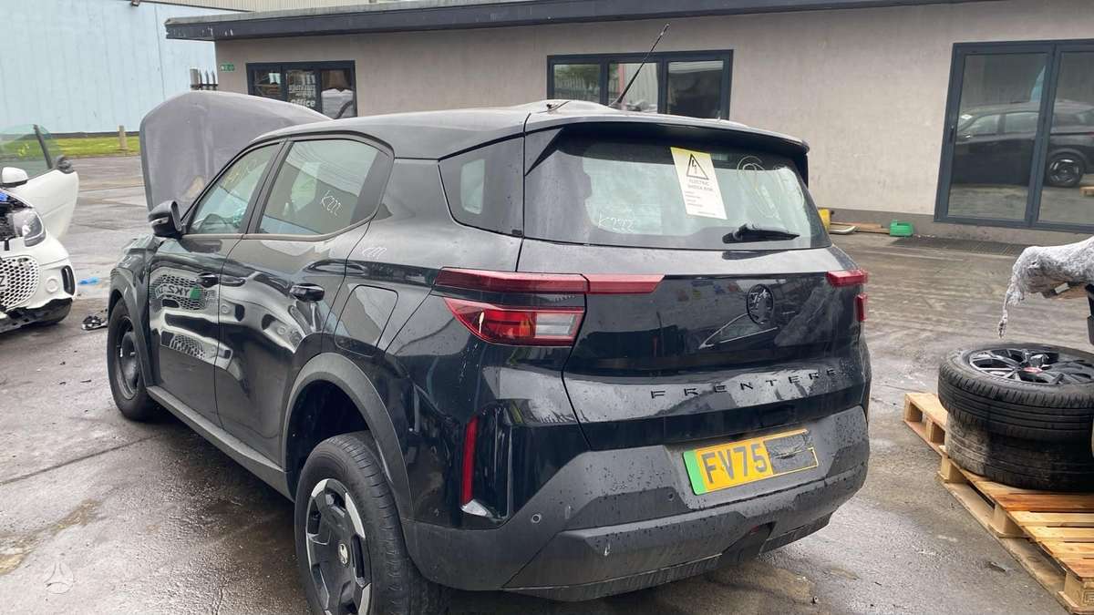 Opel Frontera по частям