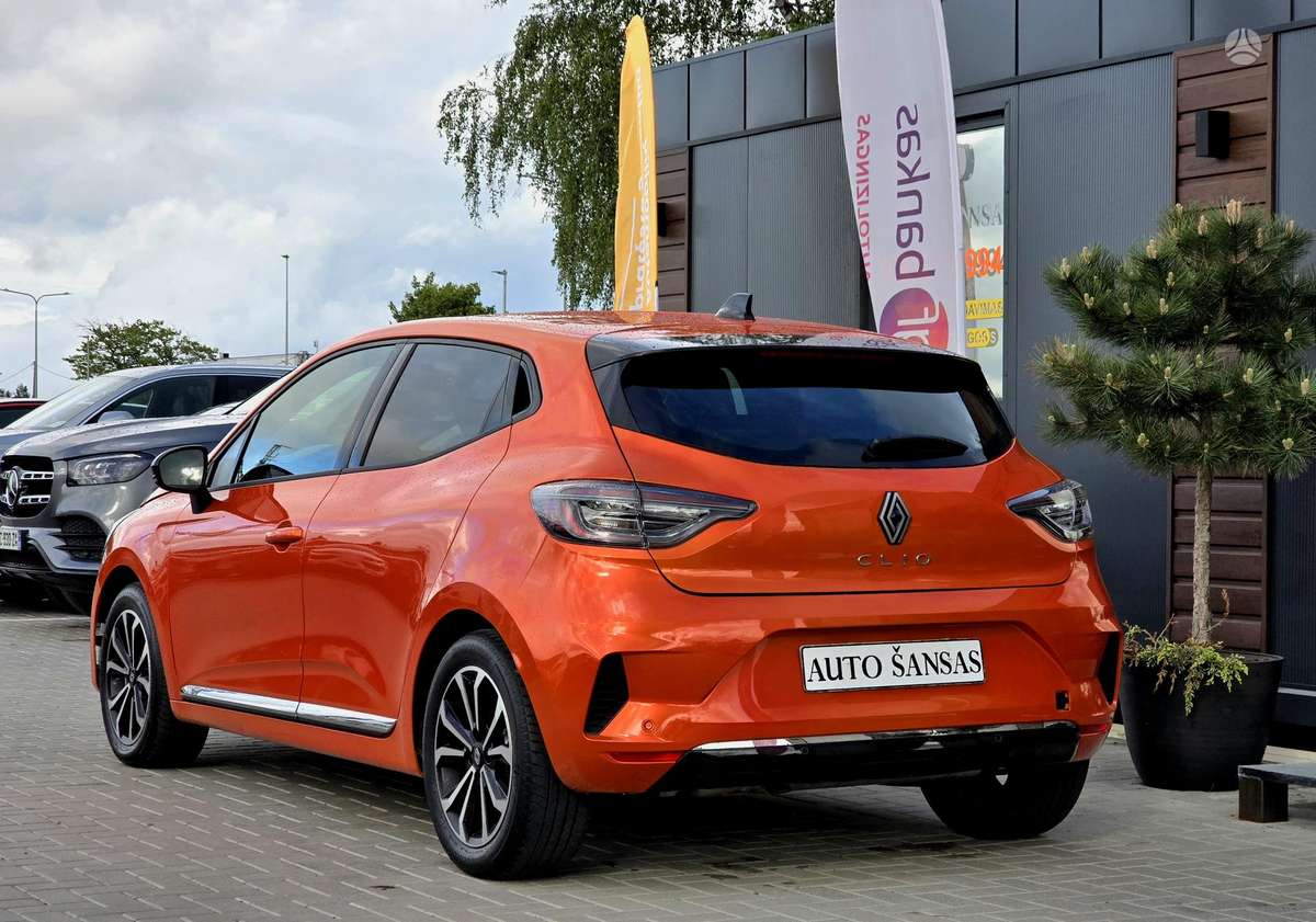 Renault Clio - 7
