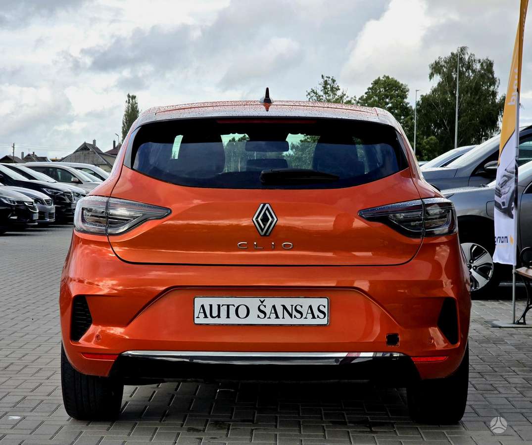 Renault Clio - 9