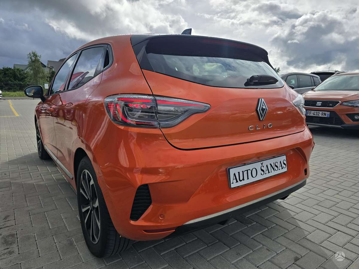 Renault Clio - 12