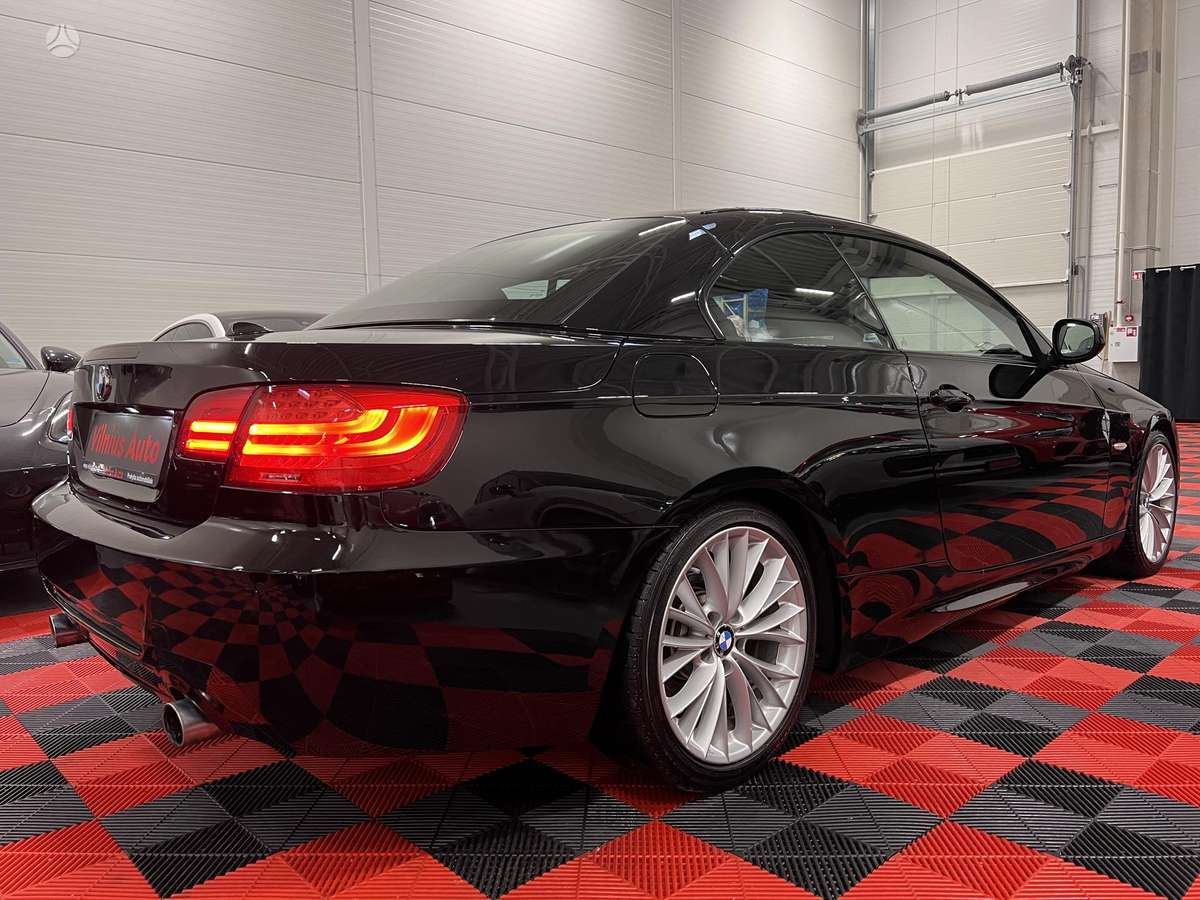 BMW 335, 3.0 l., convertible