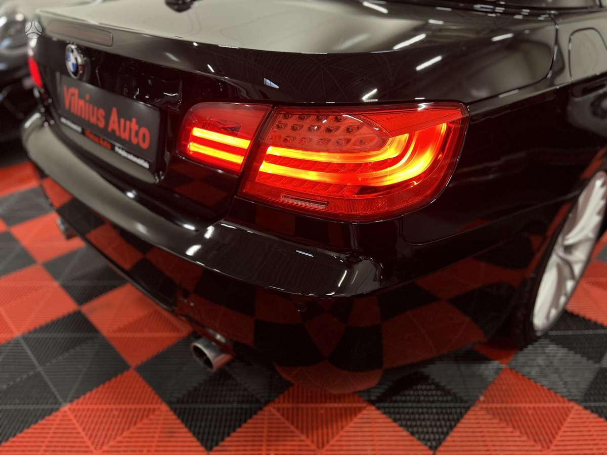 BMW 335, 3.0 l., convertible