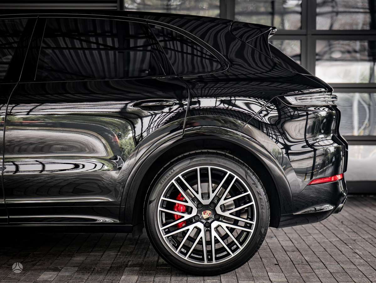 Porsche Cayenne - 10