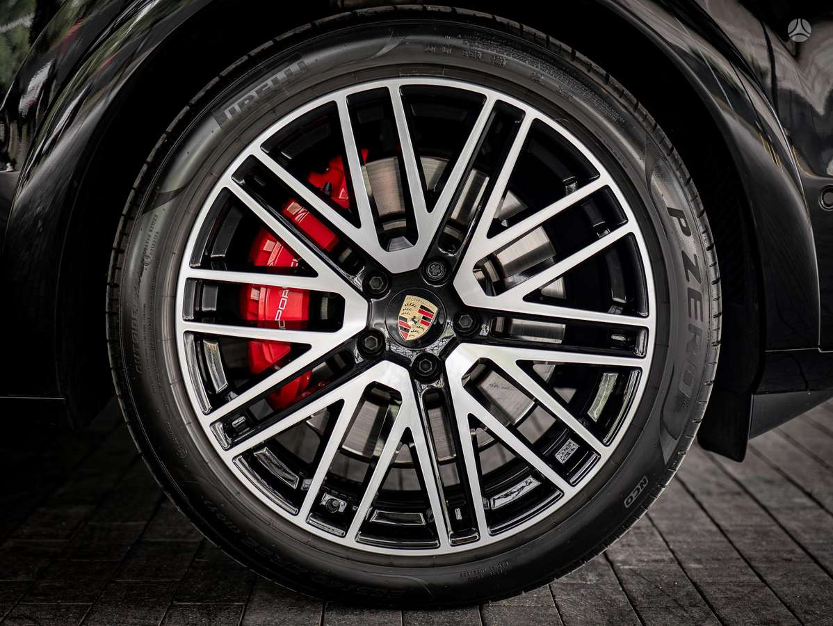 Porsche Cayenne - 11