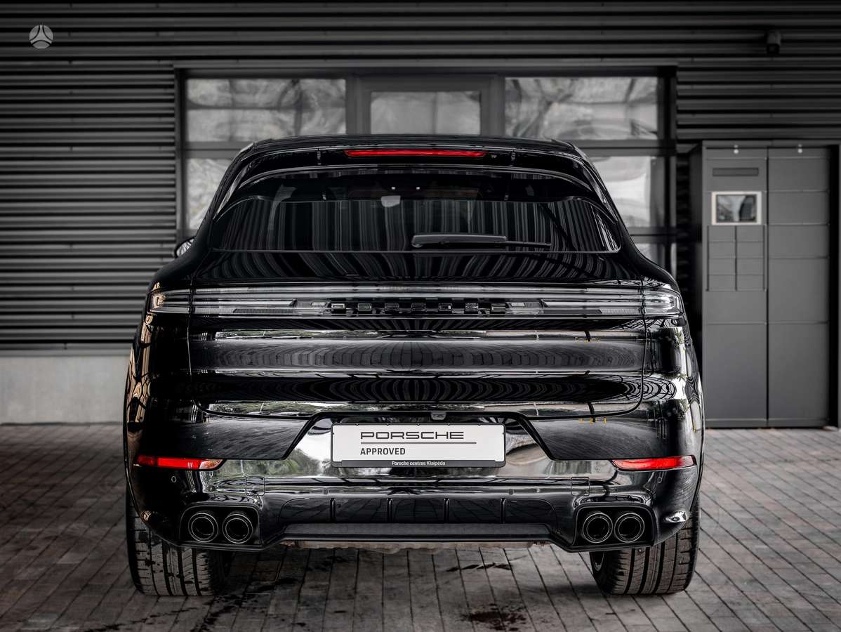 Porsche Cayenne - 5