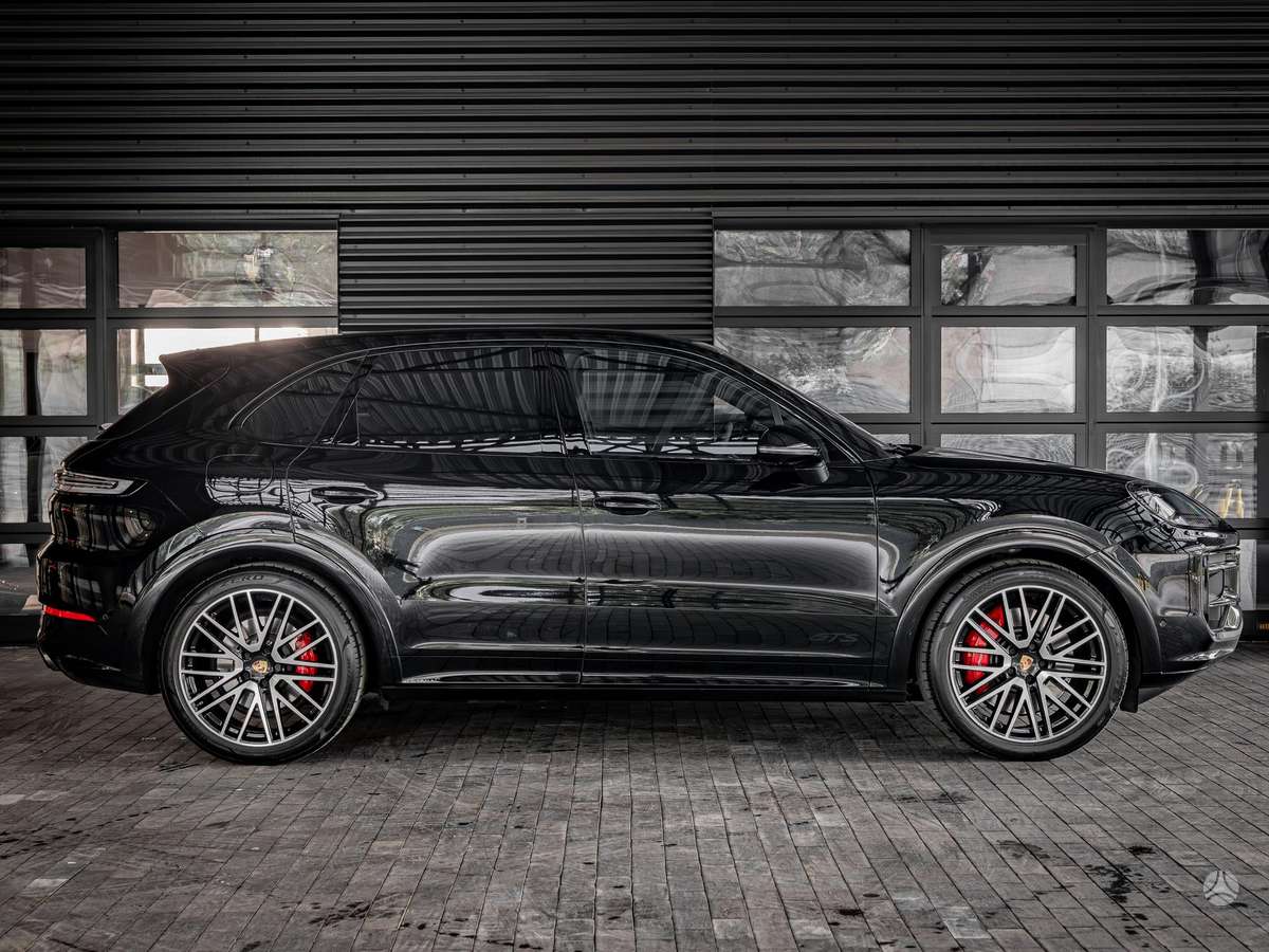 Porsche Cayenne - 7