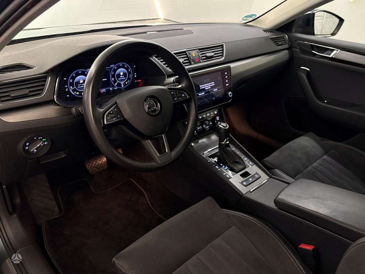 Skoda Superb, 2.0 l., wagon