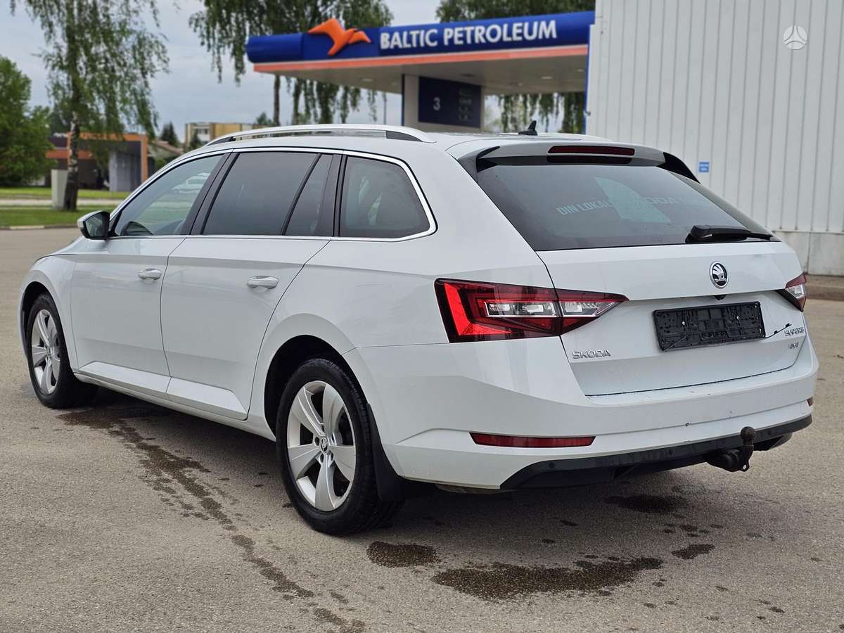 Skoda Superb, 2.0 l., Универсал