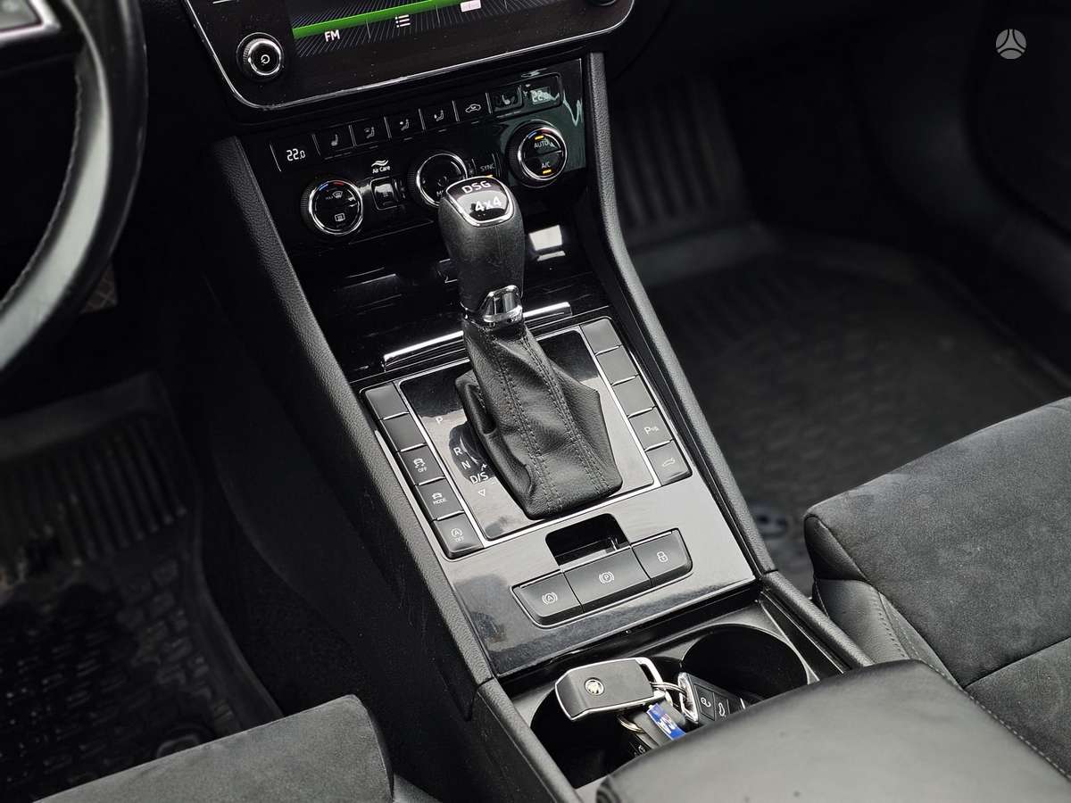 Skoda Superb, 2.0 l., Универсал