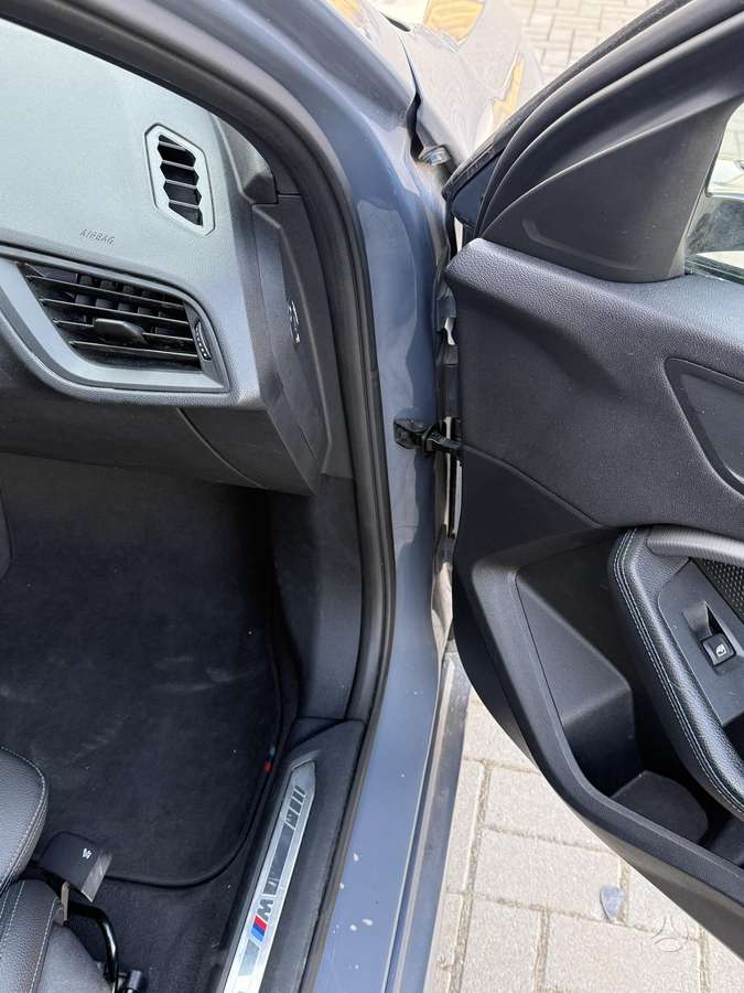 BMW 120, 2.0 l., hatchback