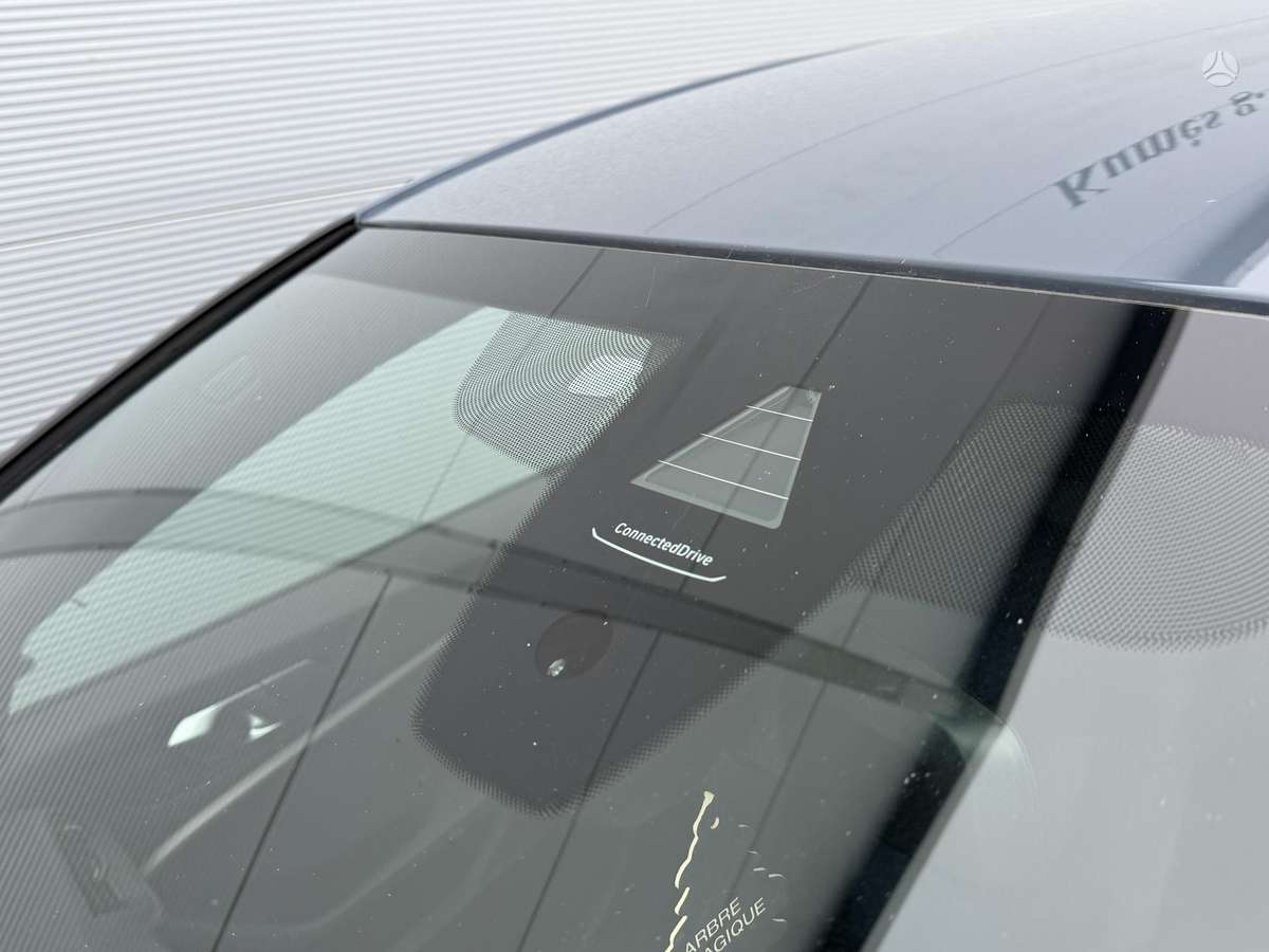 BMW 120, 2.0 l., hatchback