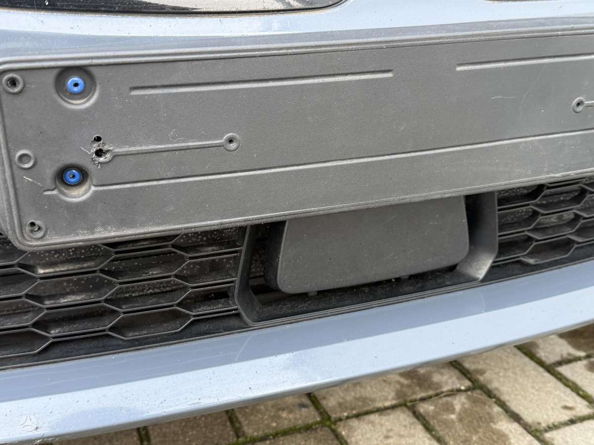 BMW 120, 2.0 l., hatchback