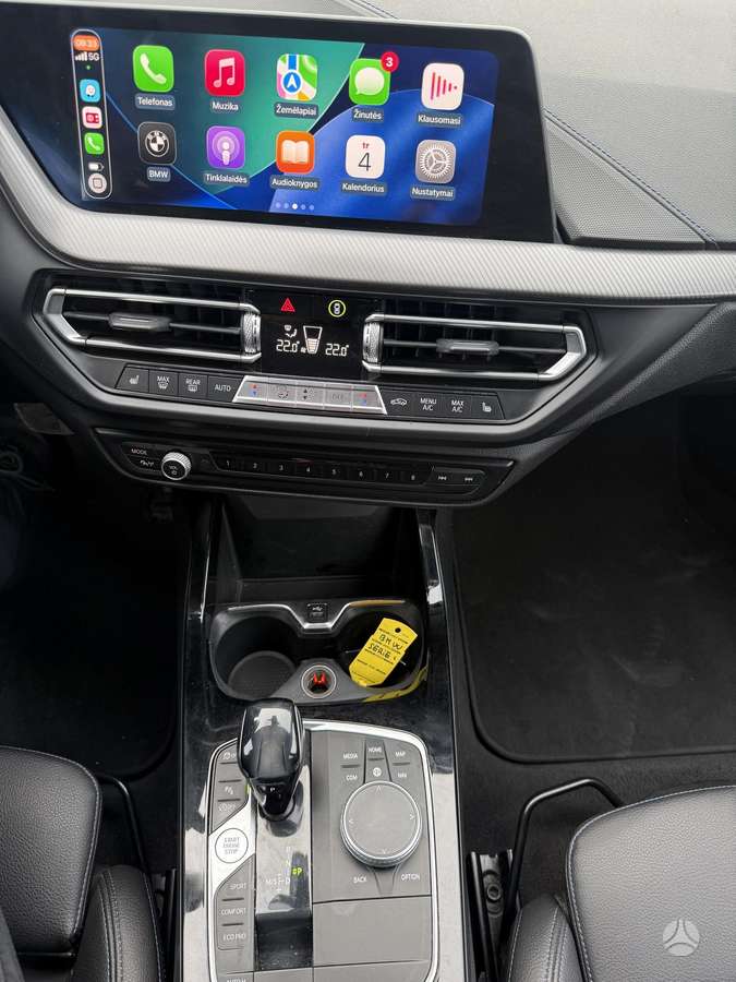 BMW 120, 2.0 l., hatchback