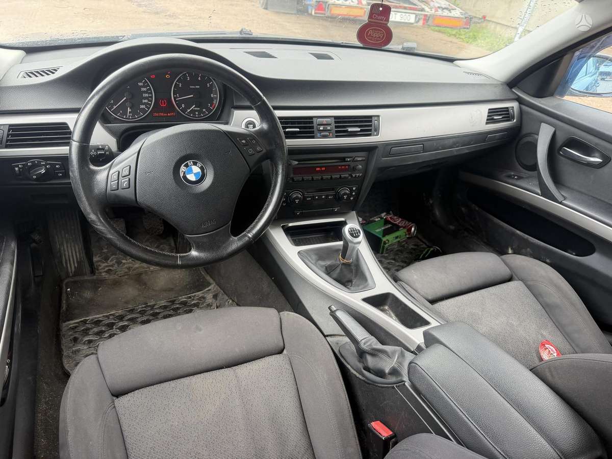 BMW 320, 2.0 l., Универсал