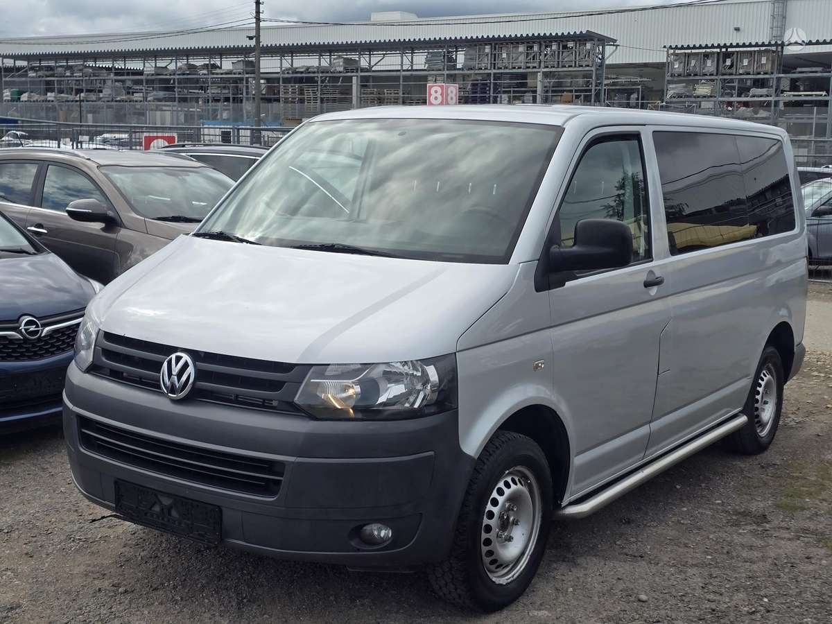 Volkswagen Transporter - 2