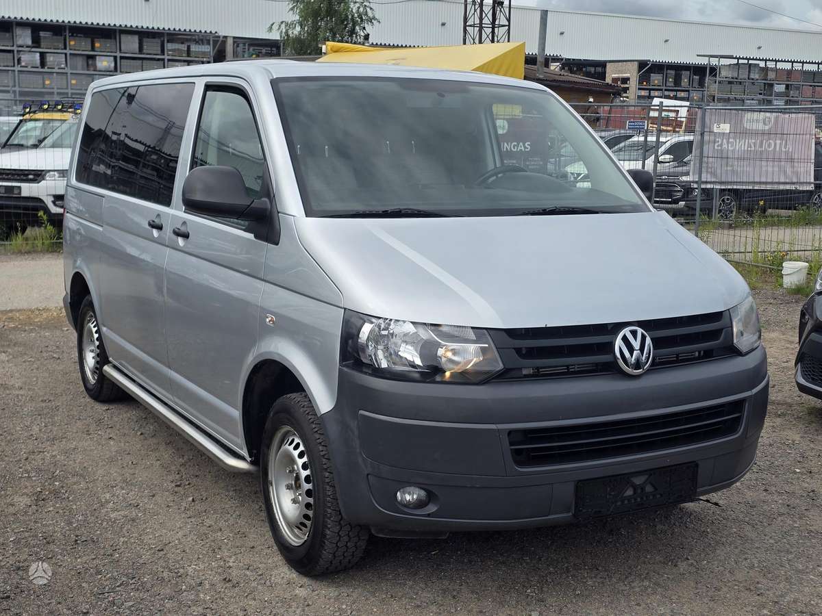 Volkswagen Transporter - 1