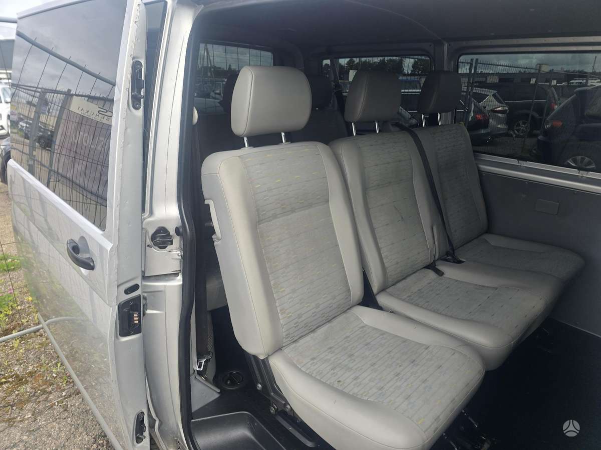 Volkswagen Transporter - 9