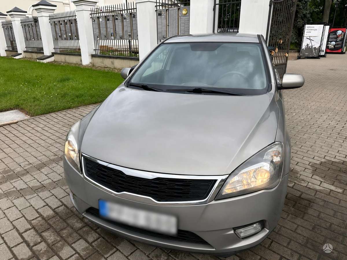 Kia Ceed, 1.6 l., hatchback
