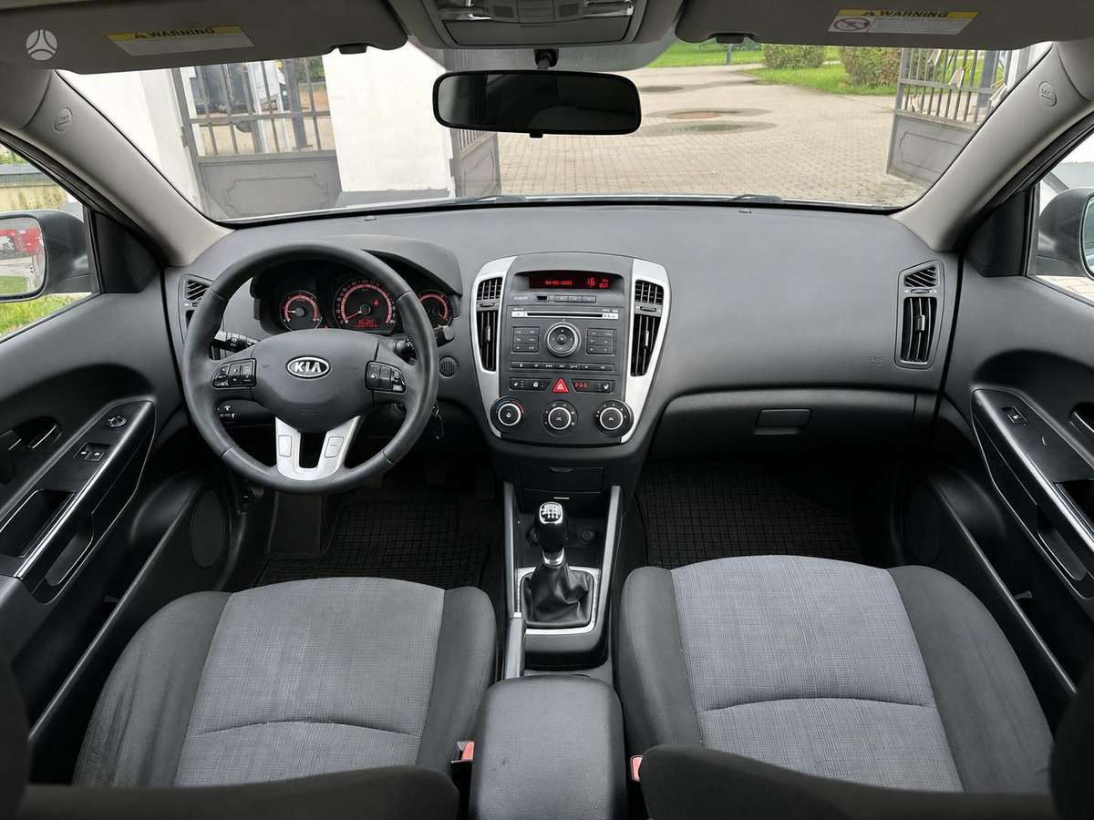 Kia Ceed, 1.6 l., hatchback