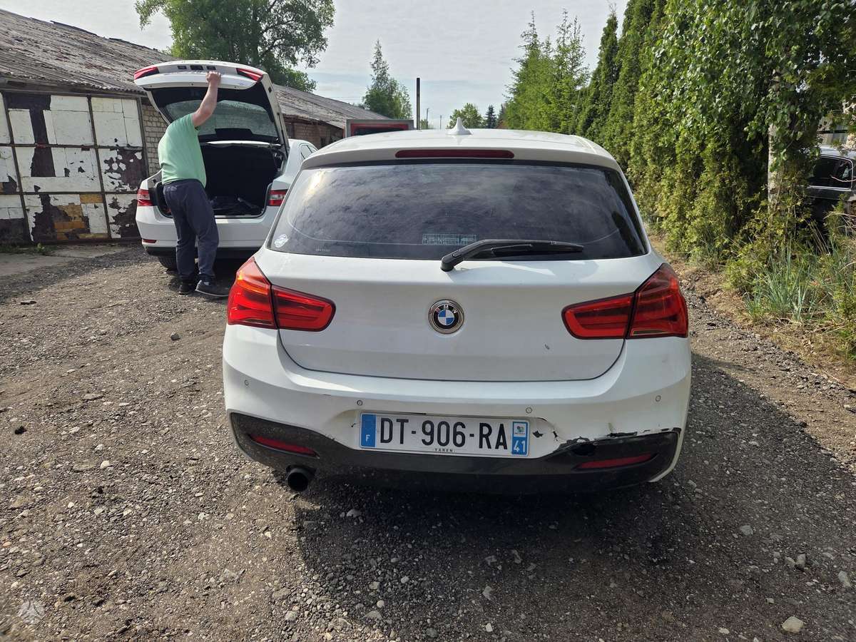 BMW 118, 2.0 l., hatchback