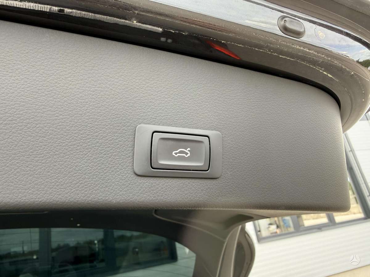 Audi A6, 3.0 l., universalas