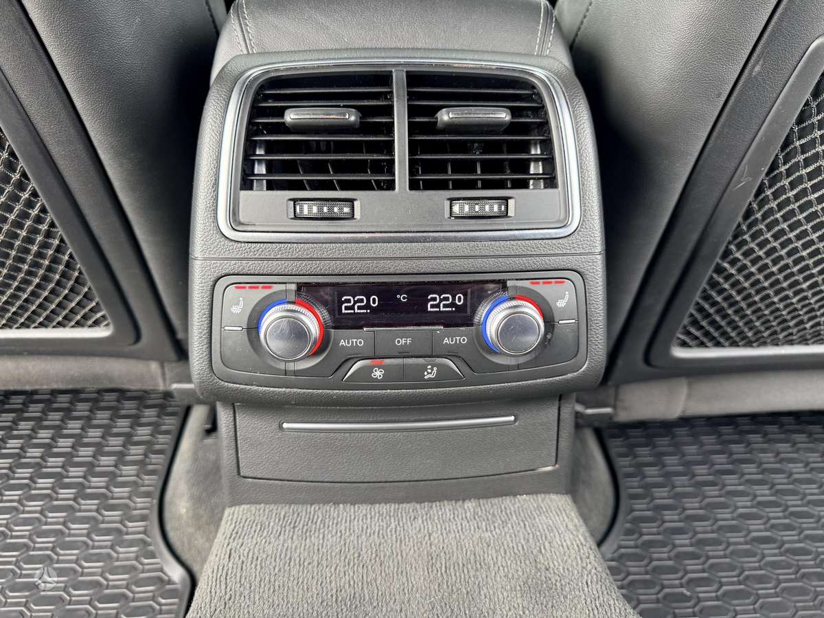 Audi A6, 3.0 l., universalas