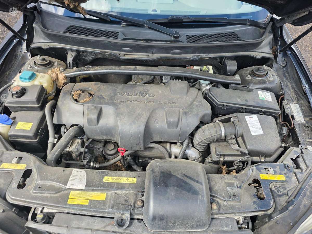 Volvo XC90 for parts
