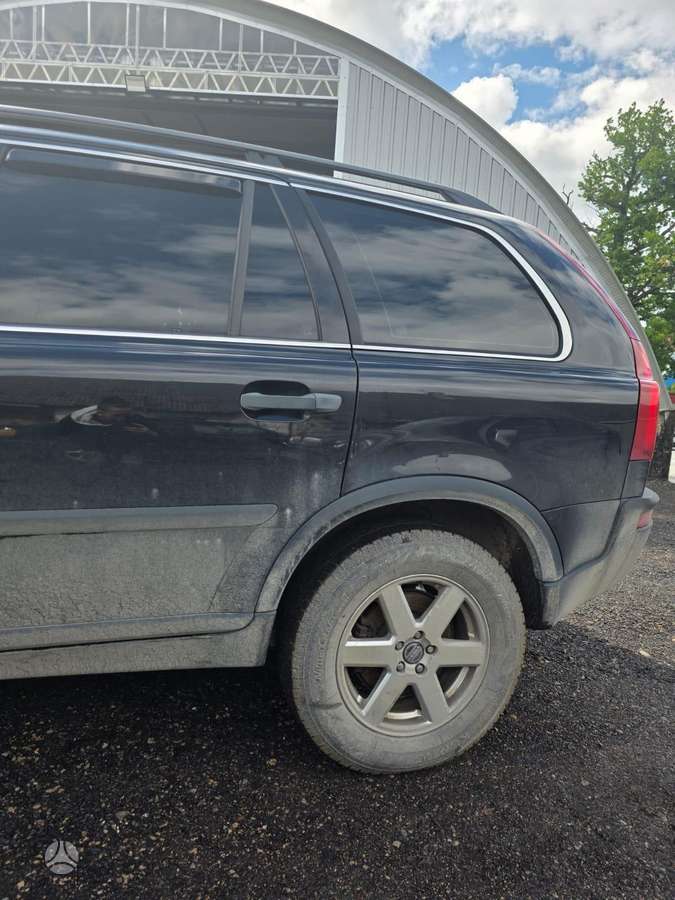 Volvo XC90 dalimis