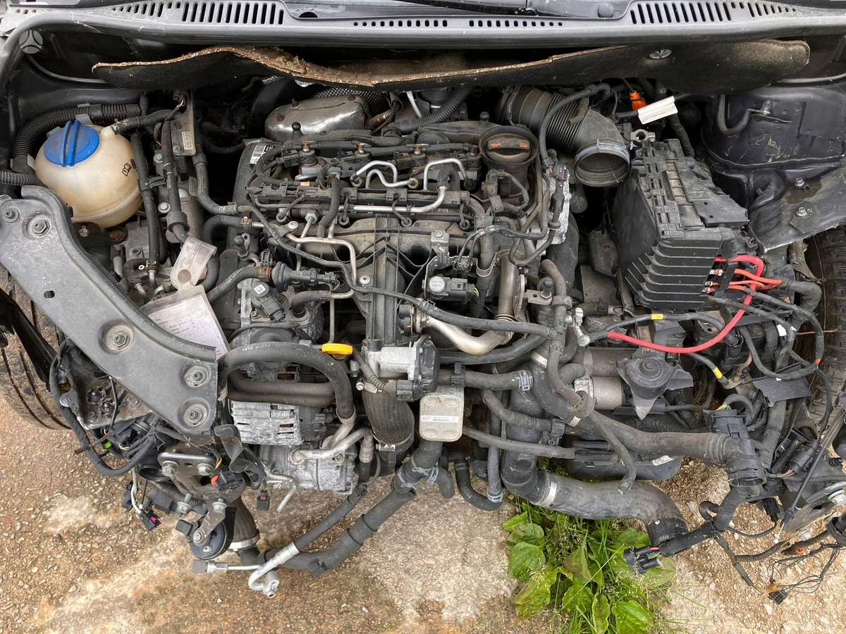 Volkswagen Touran по частям