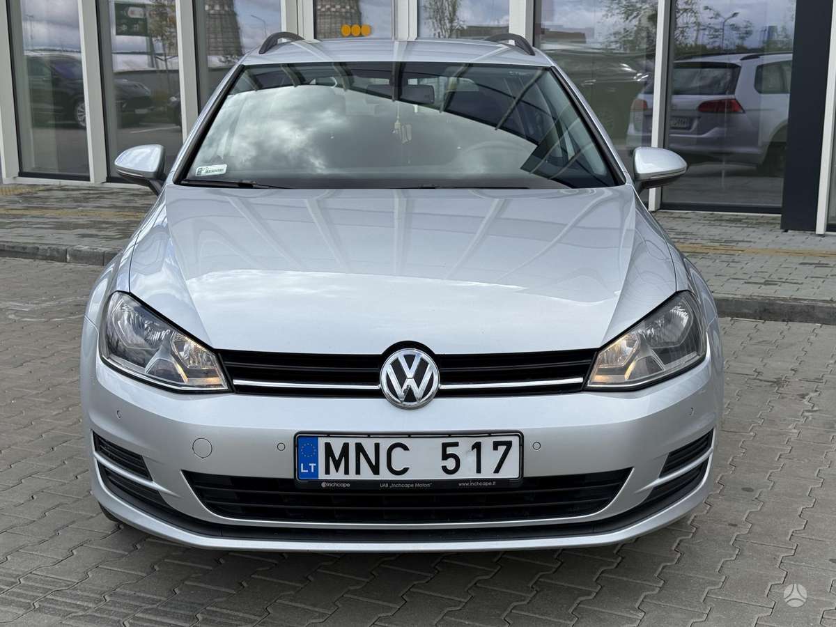 Volkswagen Golf - 2