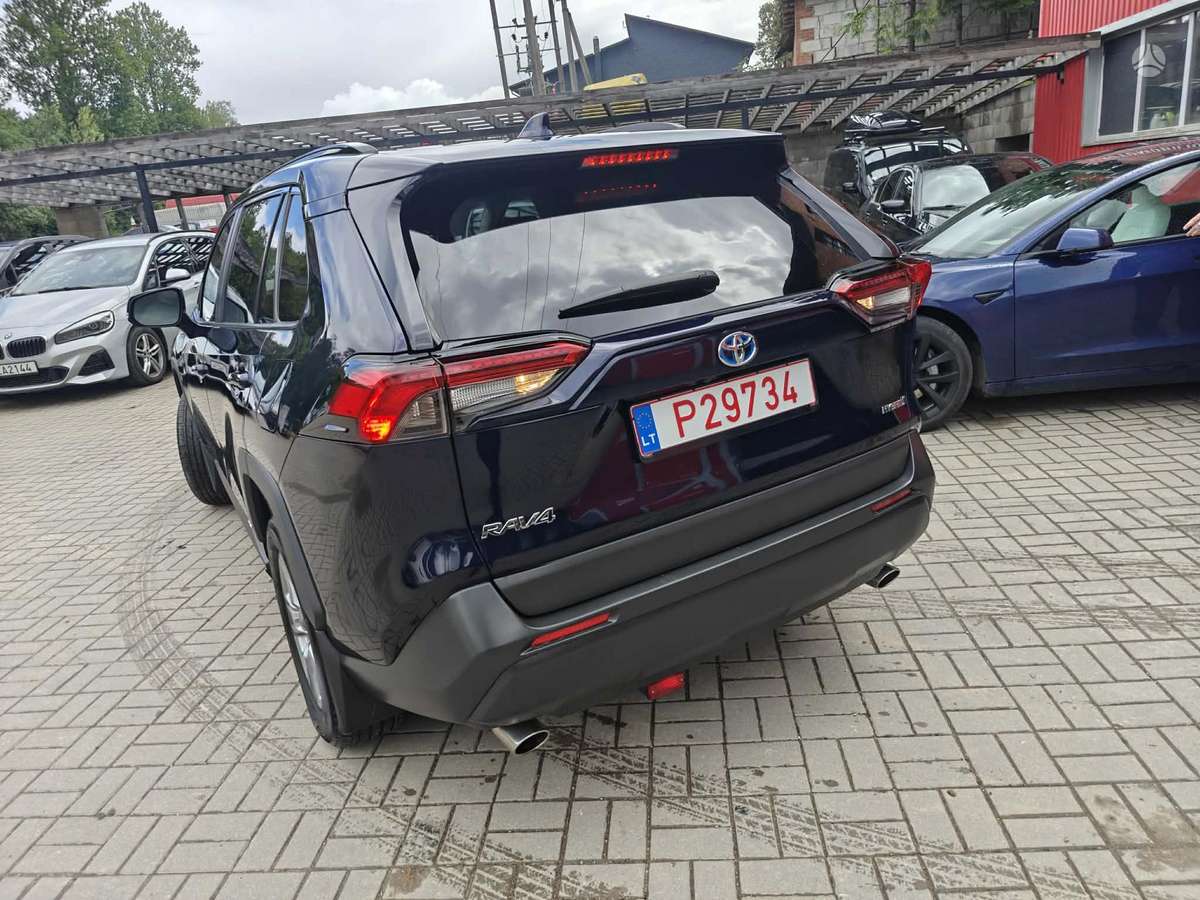 Toyota RAV4 - 3
