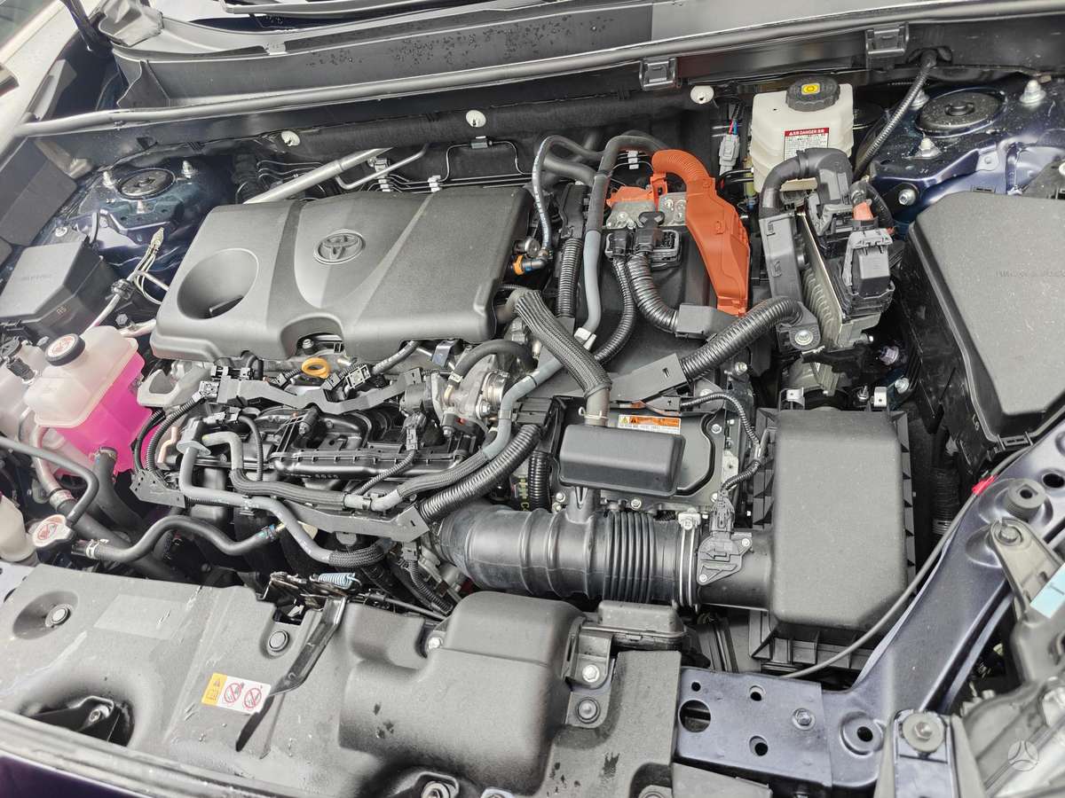 Toyota RAV4 - 11