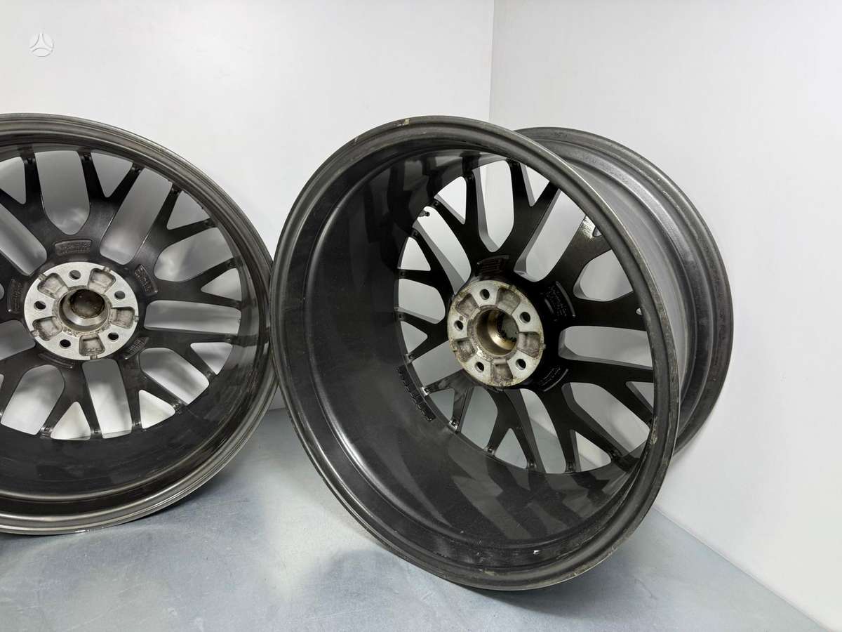 Porsche Macan, light alloy, R20