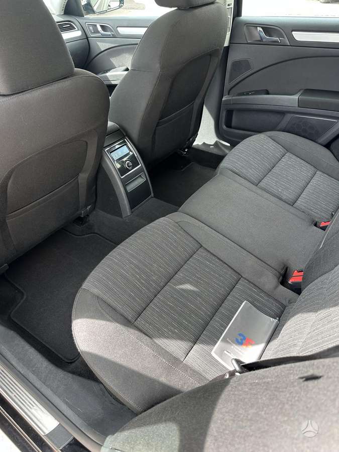 Skoda Superb, 1.8 l., Универсал
