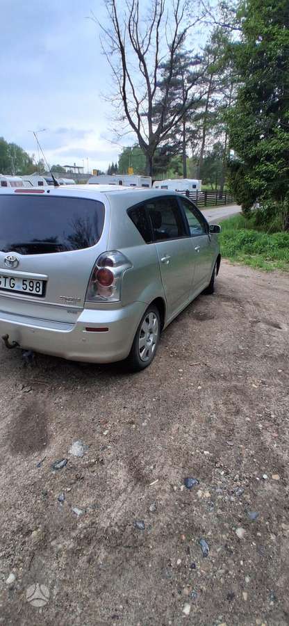 Toyota Corolla Verso - 2
