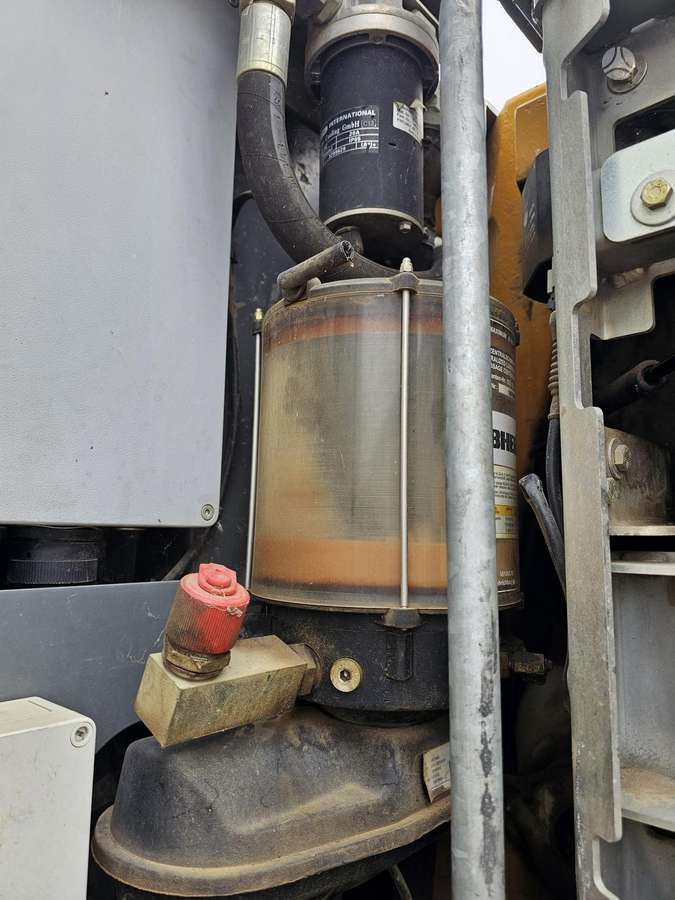 Liebherr A912 Compact, ekskavatoriai