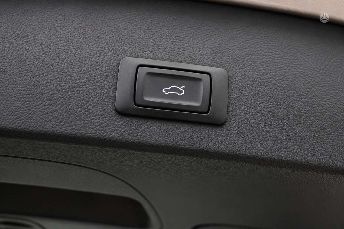 Audi A6, 3.0 l., Седан