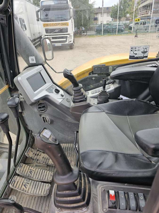 Mecalac 8MCR, экскаваторы