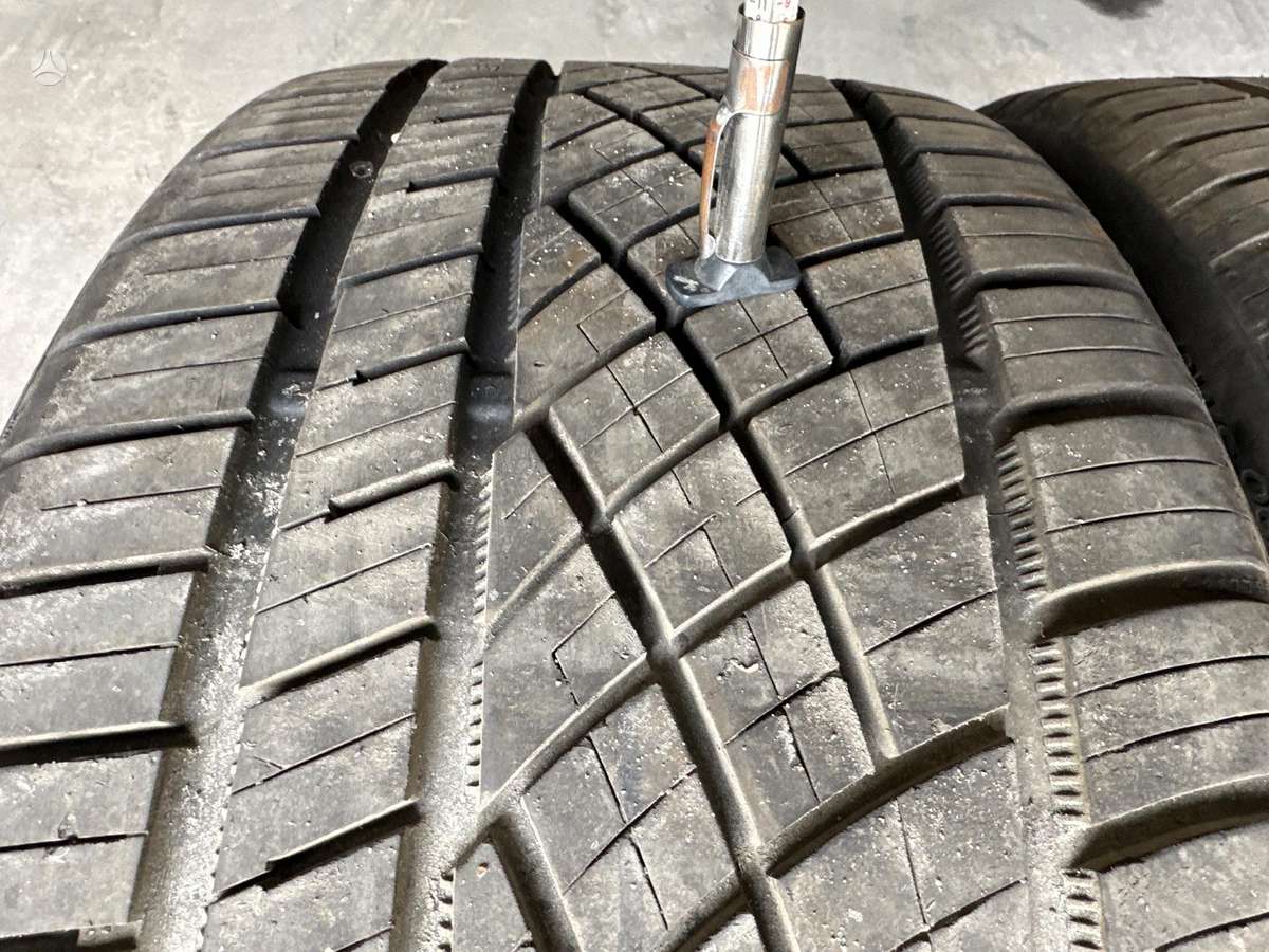 Continental, universalios 255/35 R20