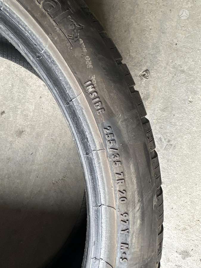 Continental, всесезонные 255/35 R20