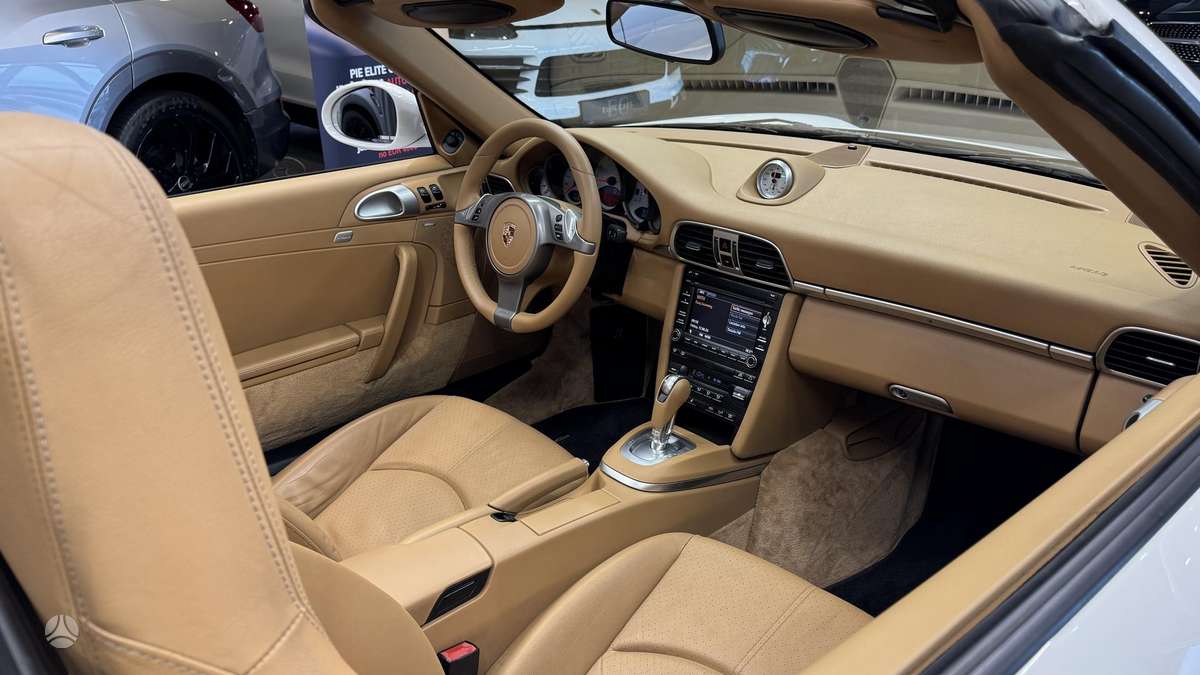 Porsche 911 - 11